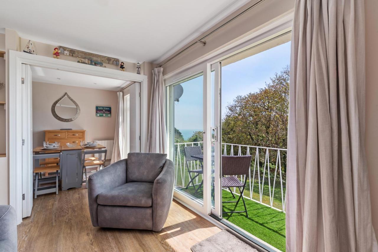 Salty Kisses - Sea Front Aparment Apartment